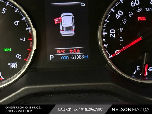 Used 2020 Toyota RAV4 XLE Premium FWD image 28