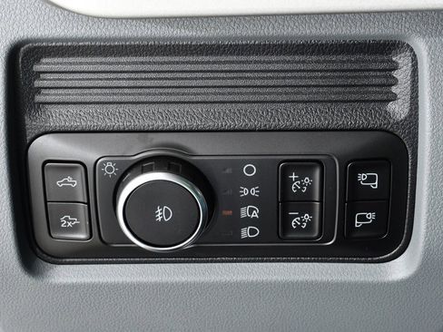 New 2026 Ford F350 XLT w/ XLT Premium Package image 31