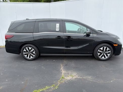 Used 2026 Honda Odyssey EX-L image 2