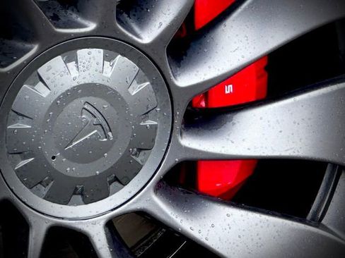 Used 2023 Tesla Model 3 Performance image 13