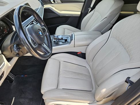 Used 2022 BMW X7 M50i AWD/4WD image 13