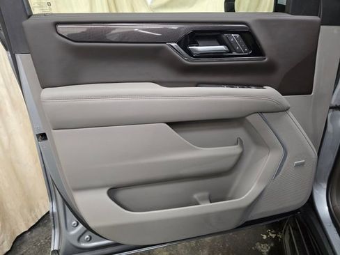 New 2026 GMC Yukon XL Elevation w/ LPO, Floor Liner Package AWD/4WD image 13