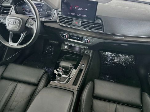 Used 2023 Audi Q5 2.0T Premium Plus w/ Premium Plus Package AWD/4WD image 6