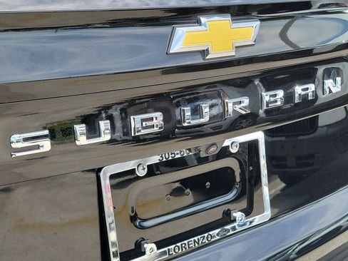 Used 2026 Chevrolet Suburban LT RWD image 28