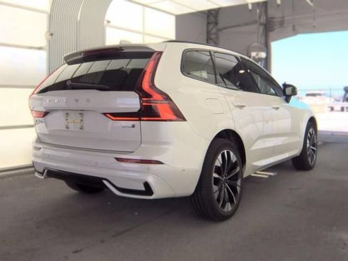Used 2026 Volvo XC60 B5 Plus AWD/4WD image 5