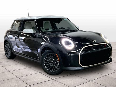 Certified 2025 MINI Cooper S image 2