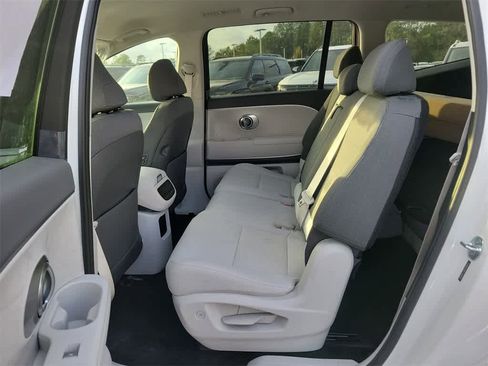 New 2026 Hyundai Ioniq 9 SE image 11