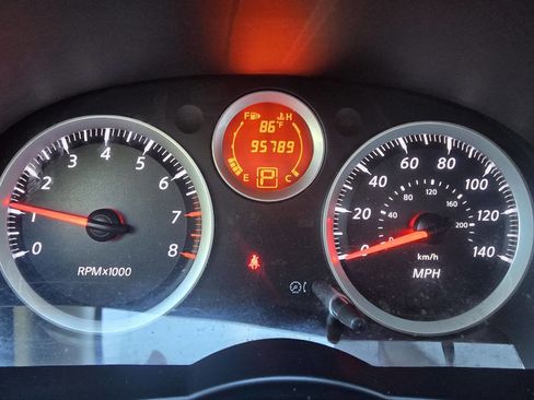 Used 2012 Nissan Sentra 2.0 SR image 11