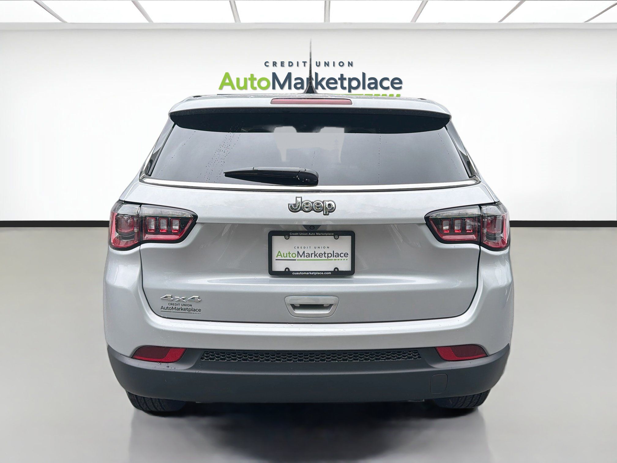 Used 2025 Jeep Compass Sport AWD/4WD image 4