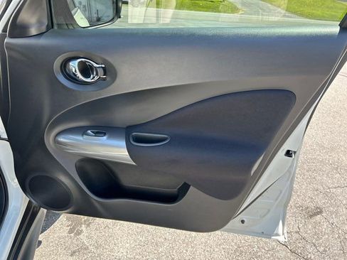 Used 2016 Nissan Juke S image 21