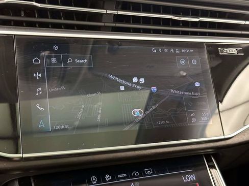 Used 2022 Audi Q7 3.0T Premium Plus w/ Premium Plus Package AWD/4WD image 27