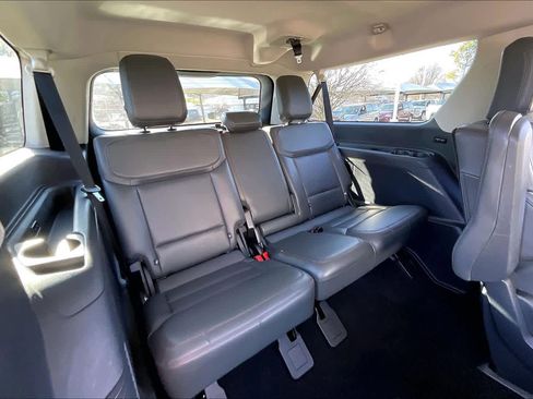 Used 2025 Ford Expedition Max Active image 35