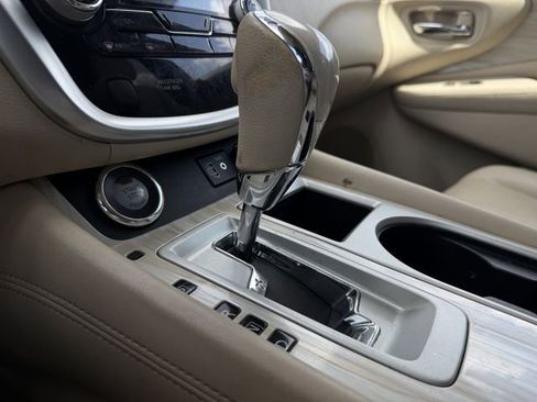 Used 2018 Nissan Murano SL w/ Cargo Package FWD image 19