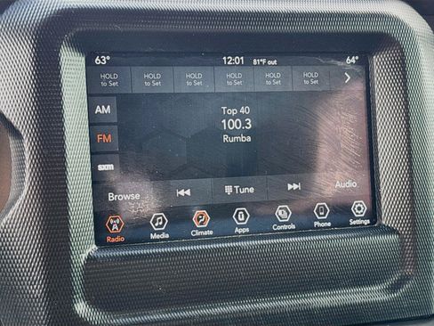 Used 2021 Jeep Wrangler Sport AWD/4WD image 14