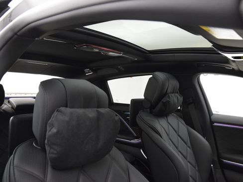 New 2026 Mercedes-Benz Maybach S 680 4MATIC image 18