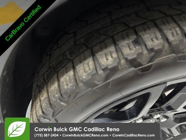 Certified 2023 Chevrolet Traverse Premier w/ Redline Edition AWD/4WD image 47