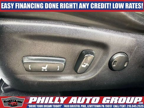 Used 2013 Lexus CT 200h w/ Premium Pkg w/Backup Camera image 26