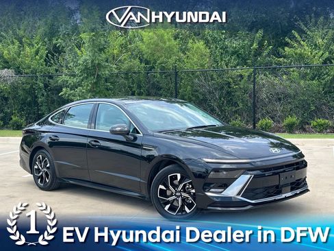 Used 2024 Hyundai Sonata SEL FWD image 1