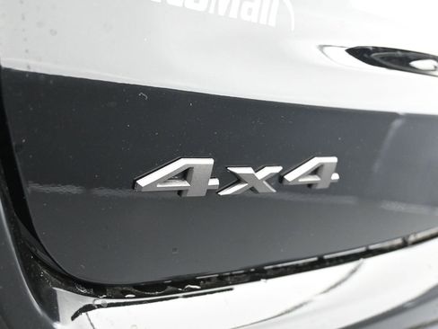 New 2026 Jeep Compass Latitude image 28