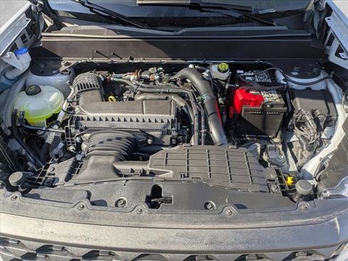 New 2025 Ford Maverick XL w/ Equipment Group 102A image 16