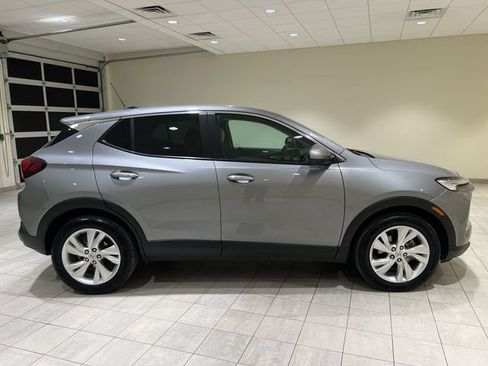 Used 2024 Buick Encore GX Preferred w/ Comfort Package FWD image 6