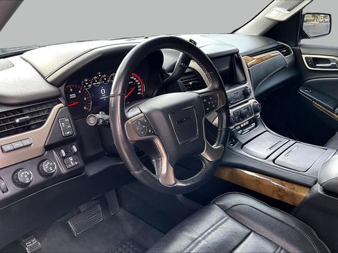 Used 2016 GMC Yukon Denali w/ Open Road Package AWD/4WD image 18