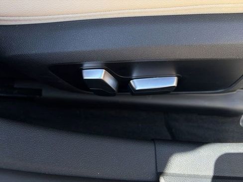 Used 2023 BMW i4 eDrive35 w/ Premium Package image 12