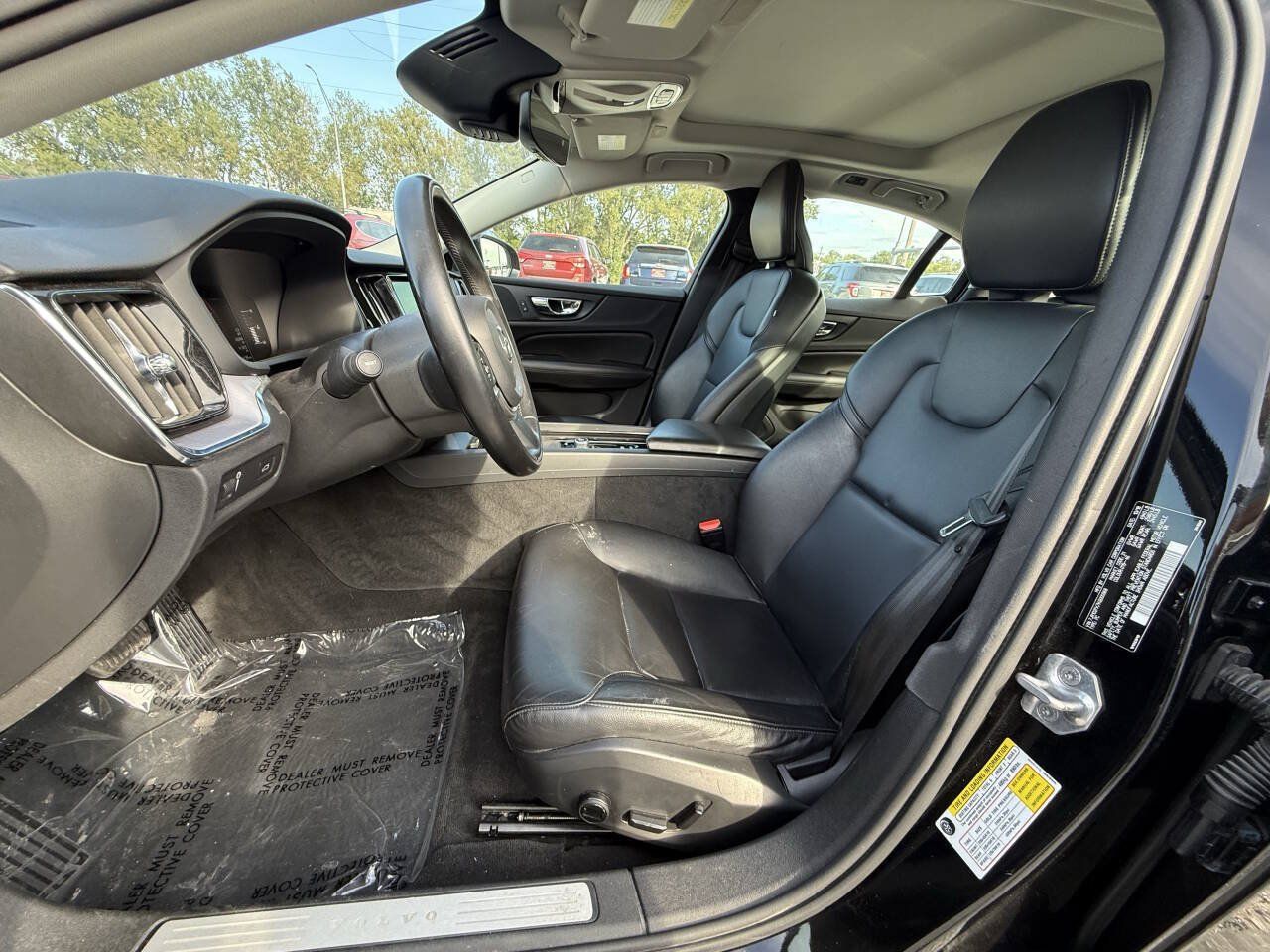 Used 2019 Volvo S60 T5 Momentum w/ Premium Package FWD image 21