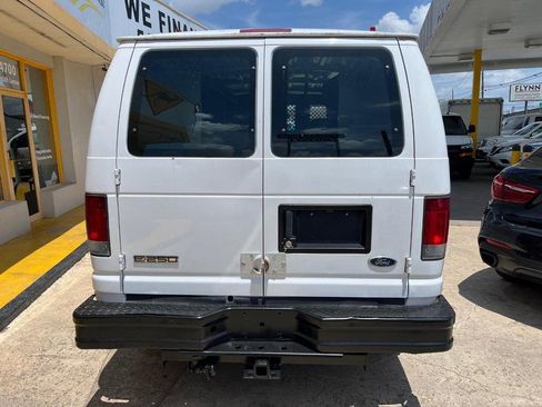 Used 2006 Ford E-250 and Econoline 250 RWD image 5