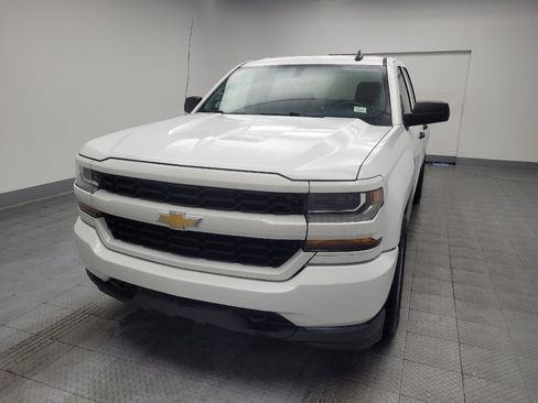 Used 2017 Chevrolet Silverado 1500 Custom w/ Custom Convenience Package RWD image 15