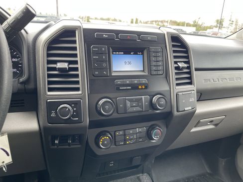 Certified 2020 Ford F350 XL w/ Power Equipment Group AWD/4WD image 16
