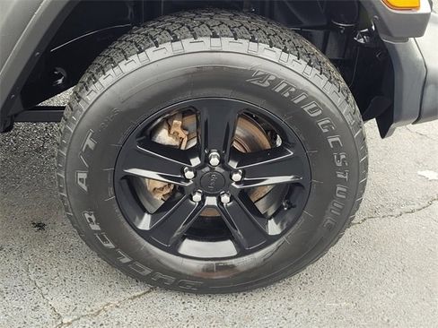 Used 2021 Jeep Wrangler Unlimited Sport image 15