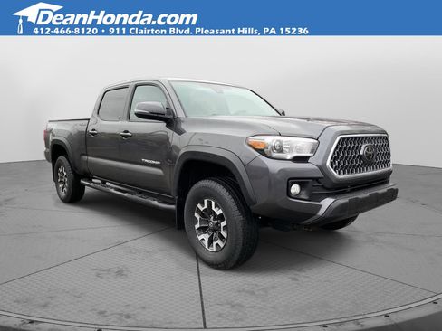 Used 2019 Toyota Tacoma TRD Off-Road image 1