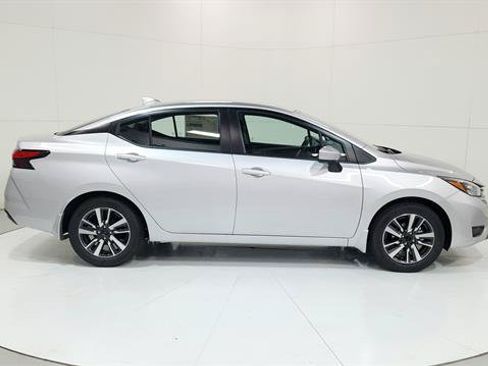 Certified 2025 Nissan Versa SV w/ Trunk Package FWD image 9
