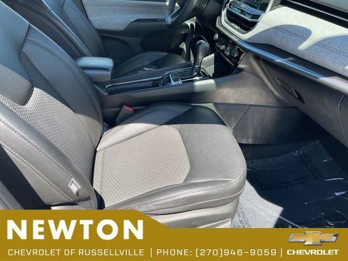 Used 2025 Jeep Compass Latitude AWD/4WD image 27