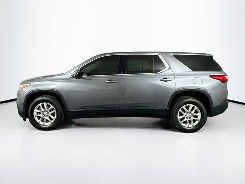 Used 2020 Chevrolet Traverse LS FWD image 4