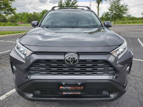Used 2019 Toyota RAV4 XLE w/ All Weather Liner Package AWD/4WD image 12
