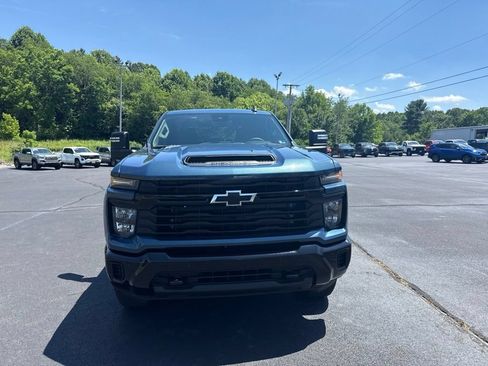 New 2026 Chevrolet Silverado 2500 Custom w/ Custom Value Package AWD/4WD image 3