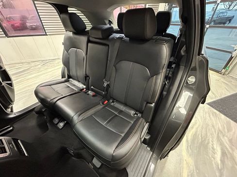 Used 2024 MAZDA CX-90 3.3 Turbo w/ Preferred Plus AWD/4WD image 7