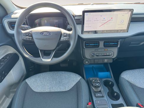 New 2025 Ford Maverick XLT image 12