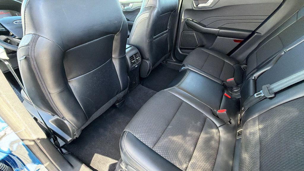 Used 2023 Ford Escape SE FWD image 24