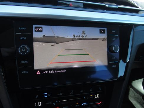 Used 2021 Volkswagen Arteon SEL Premium image 20