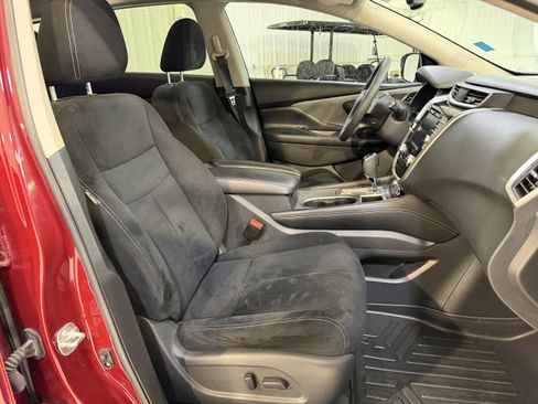 Used 2021 Nissan Murano SV FWD image 12