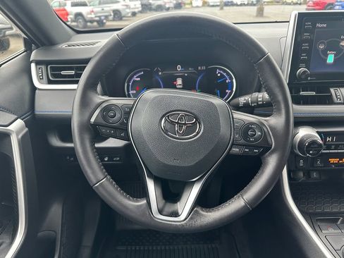 Used 2021 Toyota RAV4 XSE w/ XSE Grade Weather Package AWD/4WD image 19