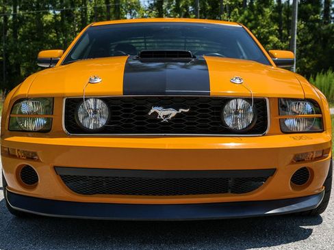 Used 2007 Ford Mustang GT RWD image 11