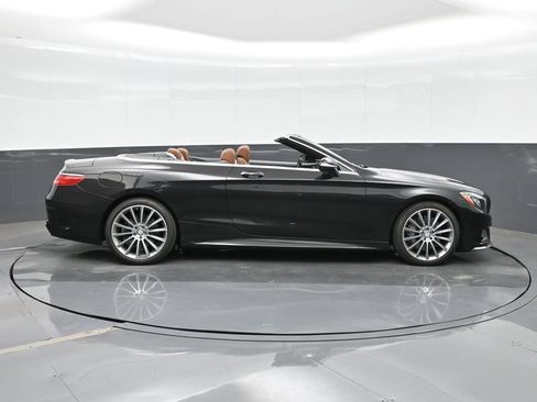 Used 2017 Mercedes-Benz S 550 Cabriolet image 10