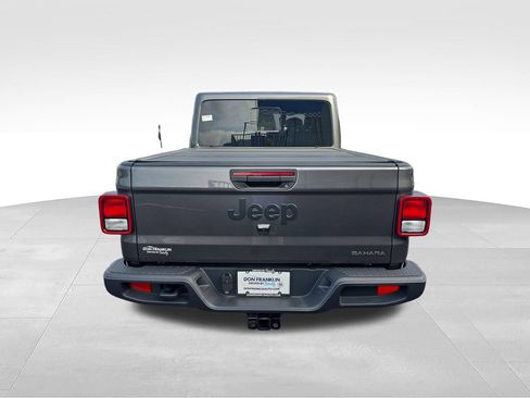 New 2026 Jeep Gladiator Sport AWD/4WD image 4