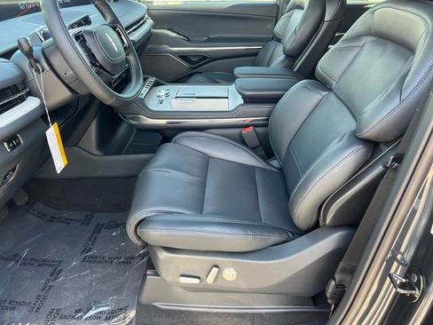 New 2026 Lincoln Navigator L Reserve image 10