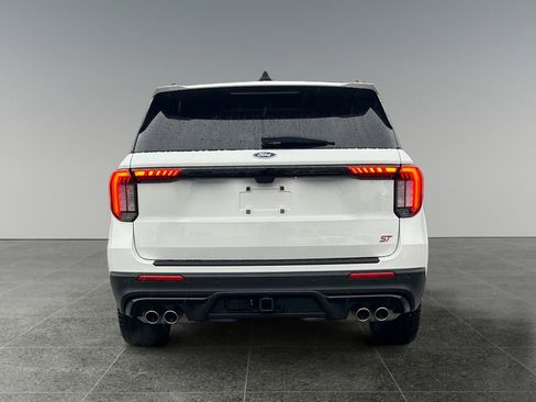 Used 2025 Ford Explorer ST w/ Sun And Sound Package image 6