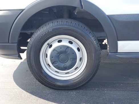 Used 2019 Ford Transit 250 130 Low Roof image 9